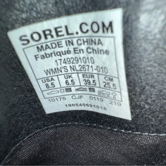 Like New Sorel Emelie I Waterproof Leather Chelsea Boot - Picture 5 of 8